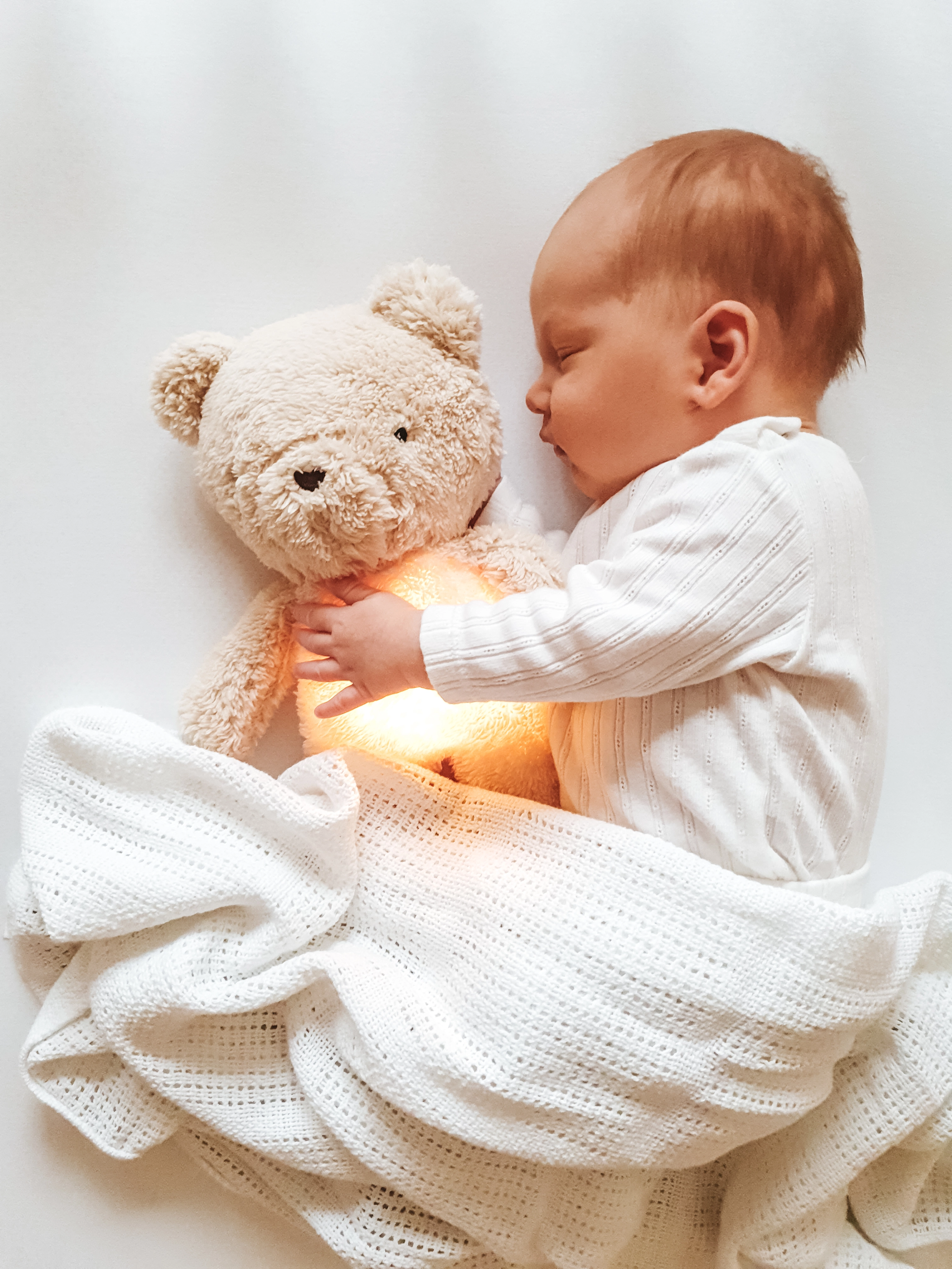 Light-Up Plush Toys: Do They Really Help Babies Sleep