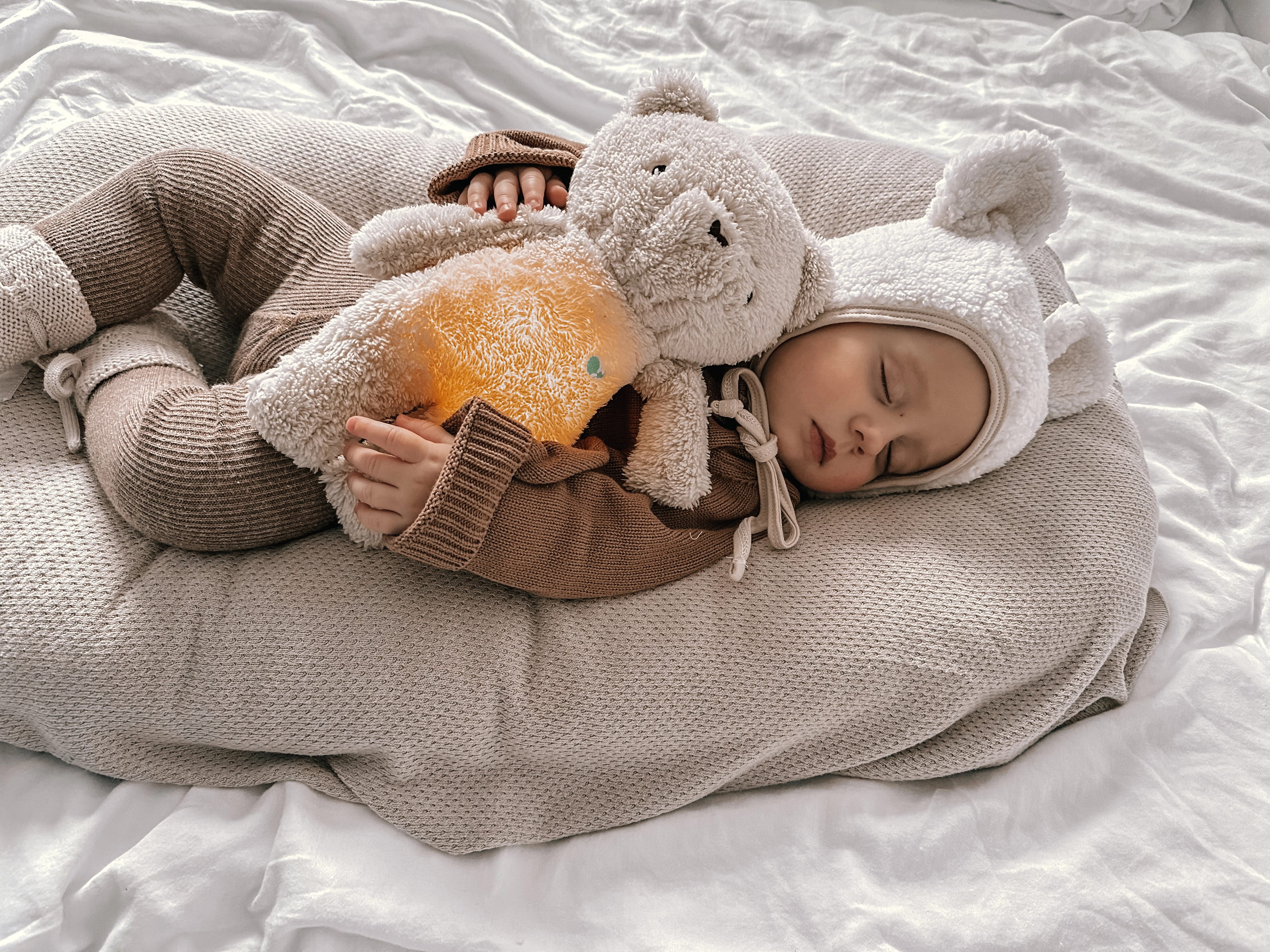 Why Do Babies Wake Up at Night? Understanding Baby Sleep Patterns